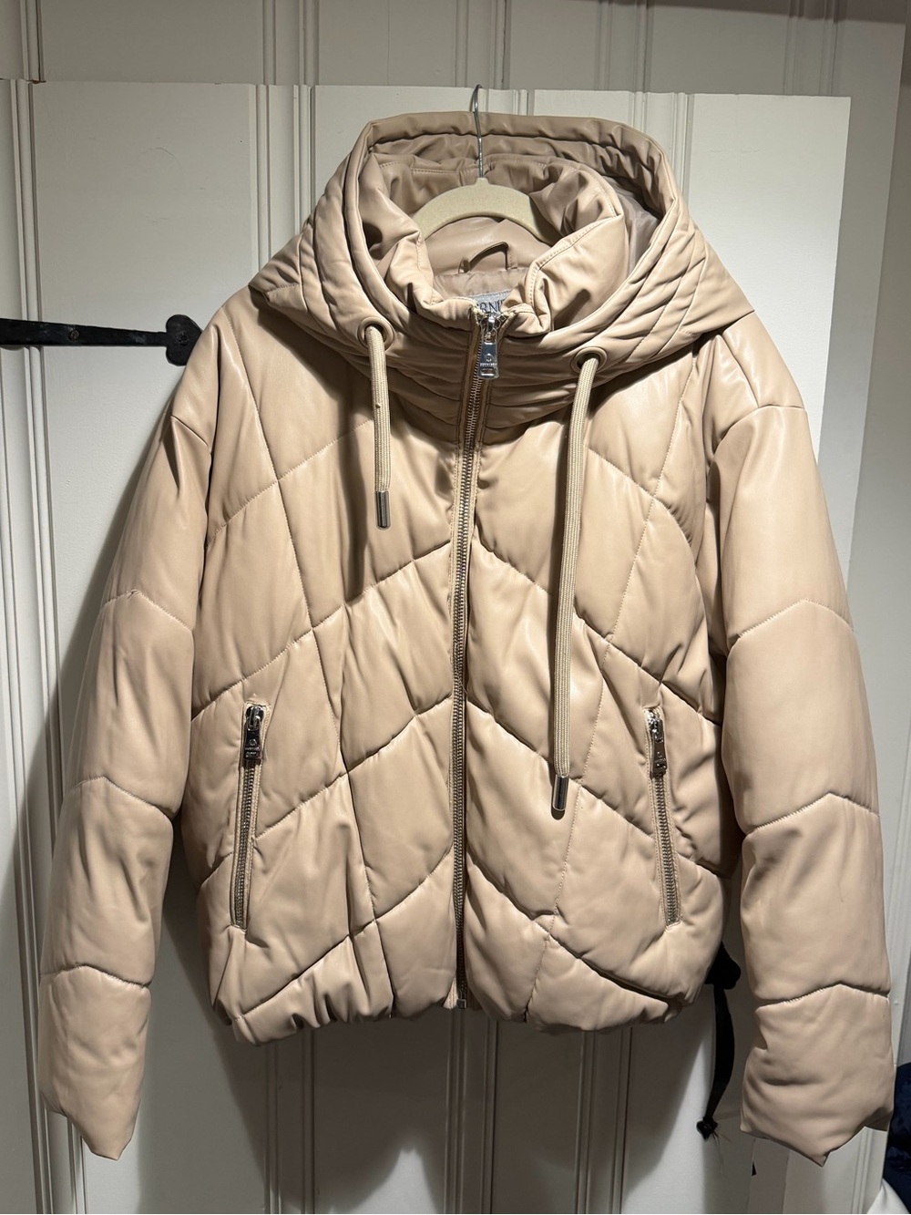 Bernie by Bernardo Faux Leather Puffer Jacket Beige Quilted Hooded size Large
